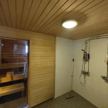 Apartmán Omakotitalo Rauhallisella Alueella *