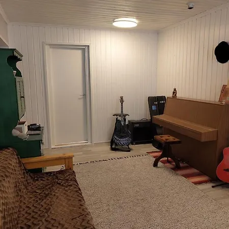 Apartamento Omakotitalo Rauhallisella Alueella Rauma